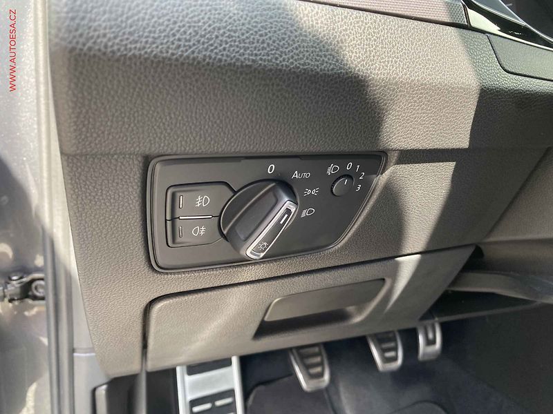 Volkswagen Passat (2015) 2.0 TDi, AC, výhřev sed. - fotka 15 z 19