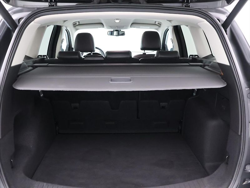 Ford Kuga 1,5 EcoBoost Titanium - fotka 10 z 39