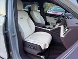 Bentley Bentayga Extended Wheelbase Azure V8 - náhled 9