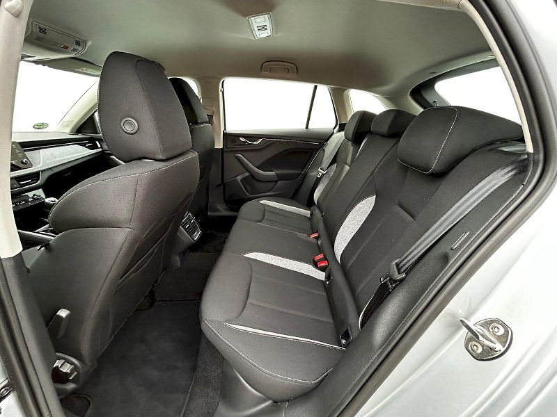 Škoda Scala (2025) 1.0 TSI 85kW MP6 Selection - fotka 27 z 32