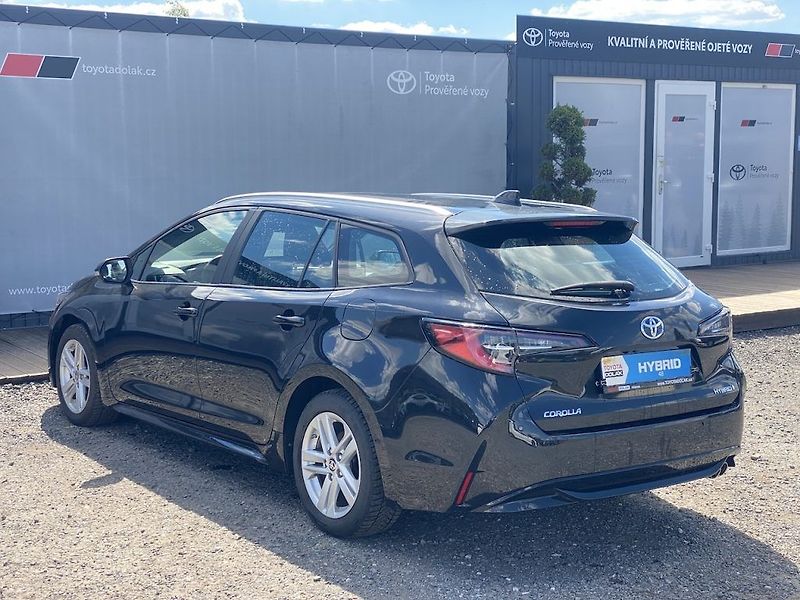 Toyota Corolla 2.0HEV, ČR-1m, ComTech, DPH - fotka 5 z 28