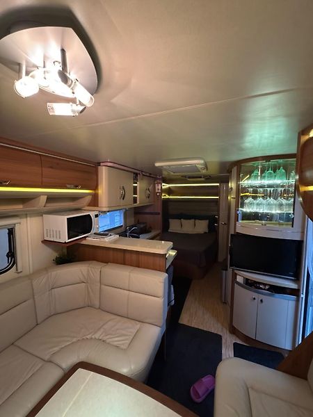 Hobby Ostatní (2014) HOBBY 560CFE PREMIUM - fotka 9 z 22
