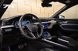 Audi Q8 e-tron 55 Q Kam Vzduch HuD BLIS  - náhled 9