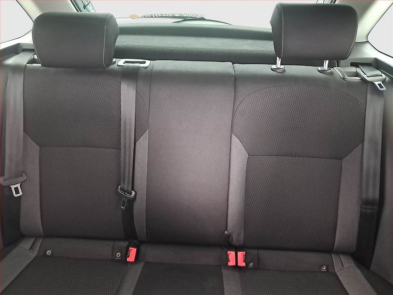 Škoda Rapid (2014) Spaceback 1.2 TSI - fotka 10 z 16