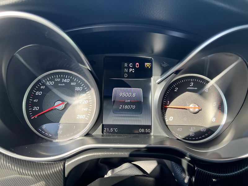 Mercedes-Benz Třídy V (2017) V250d*4Matic*7míst*Servis* - fotka 18 z 34