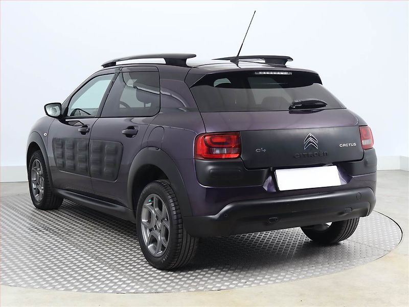 Citroën C4 Cactus (2016) 1.2 PureTech, Navi, Tempomat - fotka 4 z 12