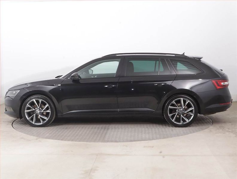 Škoda Superb (2018) Sportline 2.0 TSI - fotka 3 z 18