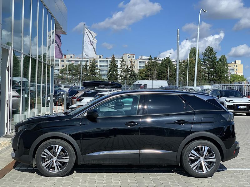 Peugeot 3008 ALLURE PACK 1.6 PHEV 165kW AT8 - fotka 14 z 33