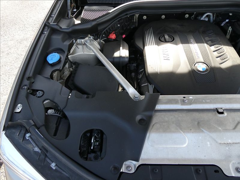 BMW X3 3,0 xDrive30d M-SPORT,2x kola - fotka 41 z 54
