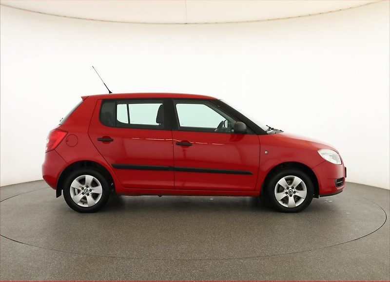 Škoda Fabia (2009) 1.2 - fotka 6 z 14