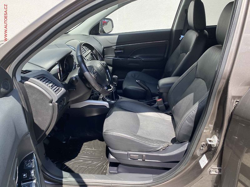 Citroën C4 Aircross (2017) 1.6 HDi, ShineShine - fotka 9 z 18