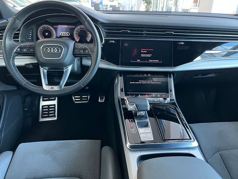 Audi Q8 S-line 50TDI 210kW - fotka 18 z 20