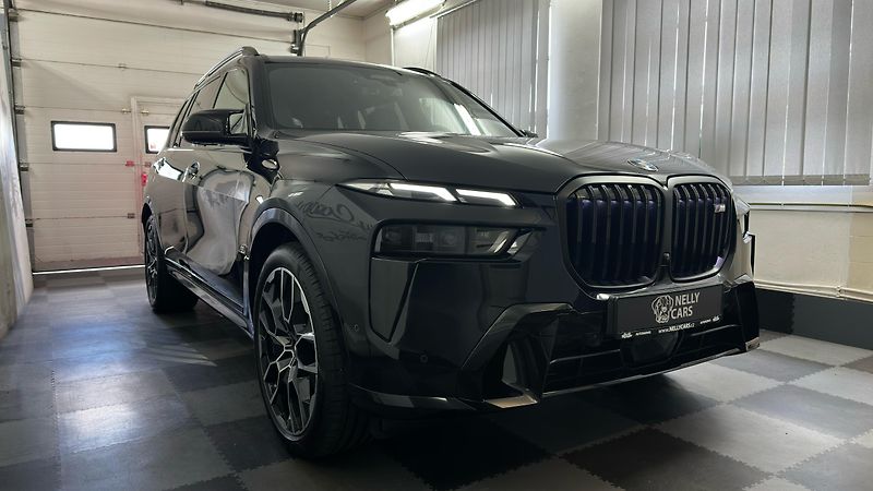 BMW X7 M60i X-DRIVE / ZÁRUKA / 7 MÍST - fotografie inzerátu