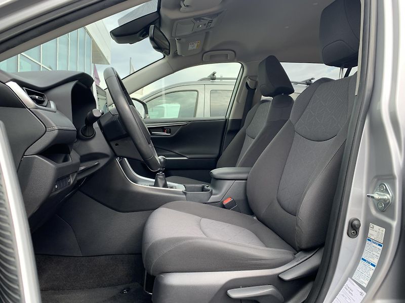 Toyota RAV4 COMFORT STYLE 2,0 129kW MAN6 - fotka 17 z 31