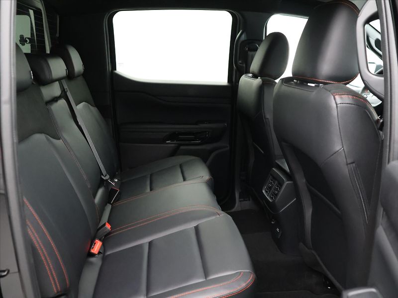 Ford Ranger 3,0 TDi V6 WILDTRAK Hard Top - fotka 13 z 36