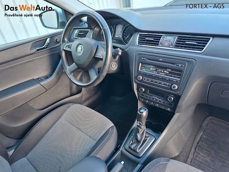 Škoda Rapid (2013) 1.4 TSI,DSG,90kW,Elegance - fotka 10 z 25