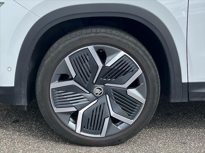 Škoda Kodiaq 2,0 TDi 142kW 7DSG 4X4 EXCLUSI - fotka 12 z 36