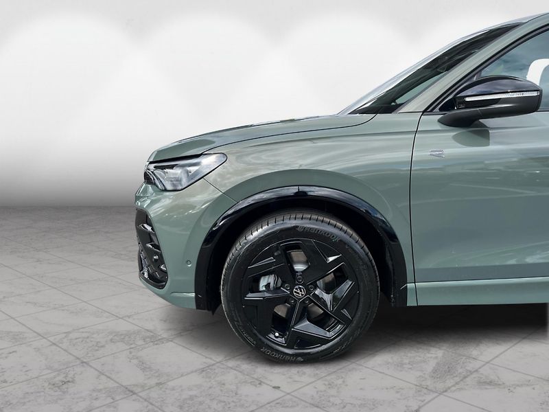 Volkswagen Tiguan R-Line 2,0 TSI 150 kW 4MOT - fotka 10 z 25