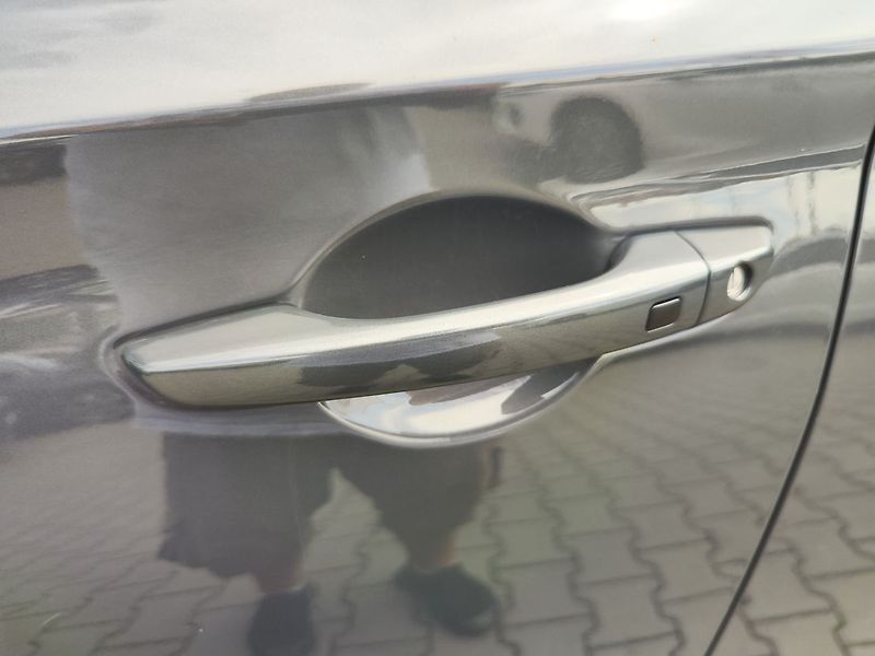 Hyundai i30 1.5 T-GDi/103kW N-Line DCT - fotka 10 z 31