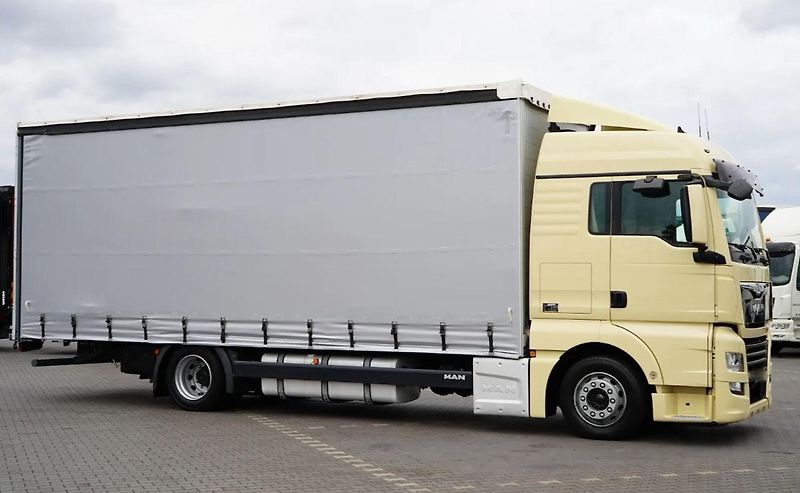 MAN TGX - fotka 4 z 14