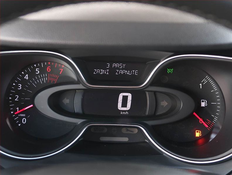 Renault Captur (2017) 1.2 TCe, Serv.kniha, Navi - fotka 11 z 21