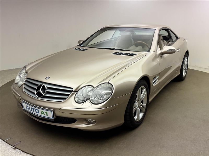 Mercedes-Benz SL 5,0 500 V8 225kW AT KŮŽE - fotka 7 z 48