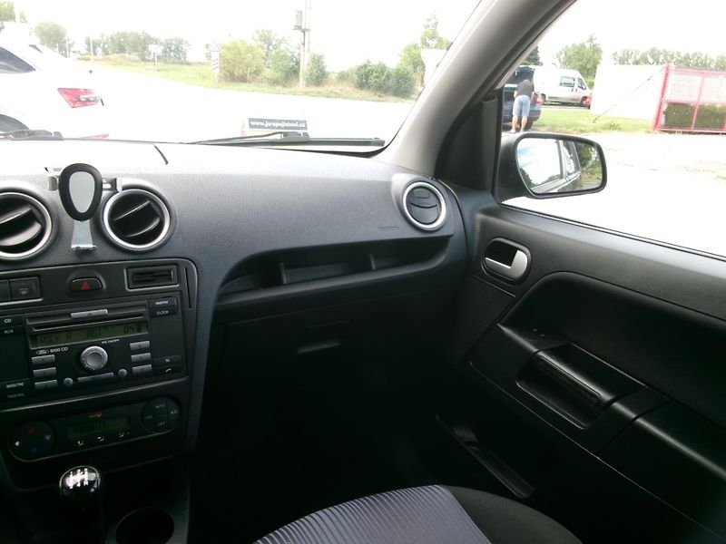 Ford Fusion (2006) 1,4 16V AUTOKLIMA rozvody - fotka 15 z 25