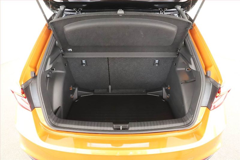 Škoda Fabia (2025) 1.0 TSI, MONTE CARLO, AUTOMAT - fotka 15 z 16