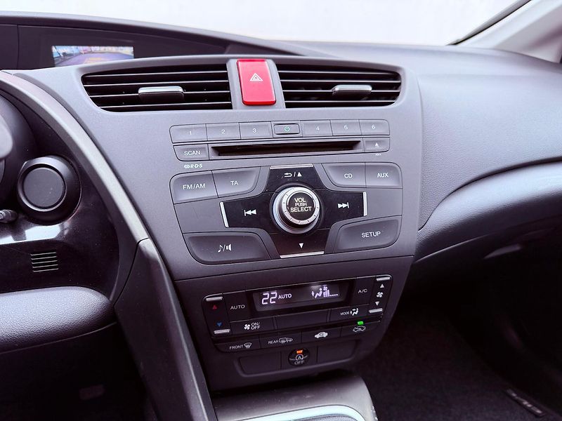 Honda Civic 1.4 Comfort, ČR - fotka 19 z 22