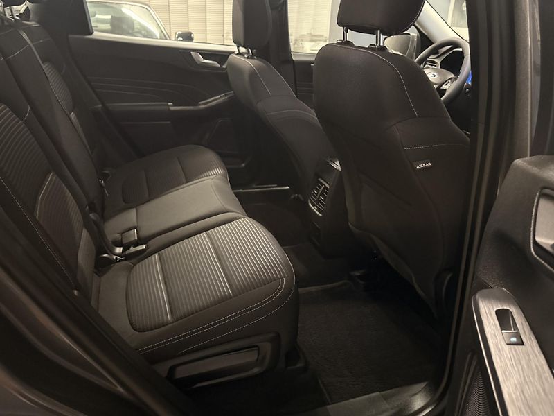 Ford Kuga (2023) 2.5 HYBRID, - fotka 16 z 31