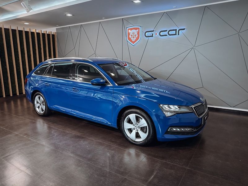 Škoda Superb 2.0 TDI 110kW Style Combi - fotka 3 z 30