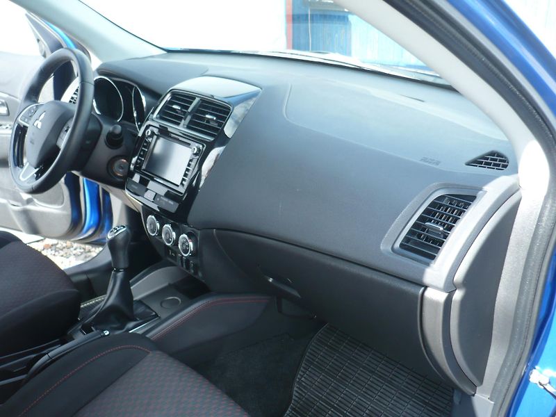 Mitsubishi ASX 1.6i 86Kw Klimatizace - fotka 17 z 33