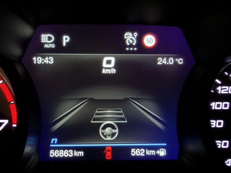 Alfa Romeo Giulia (2023) 2.0T 200k AT8 ZF Sprint - fotka 14 z 19