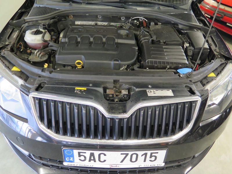 Škoda Octavia (2015) 2.0TDI,4x4,klima,výhřev,rozvod - fotka 22 z 25