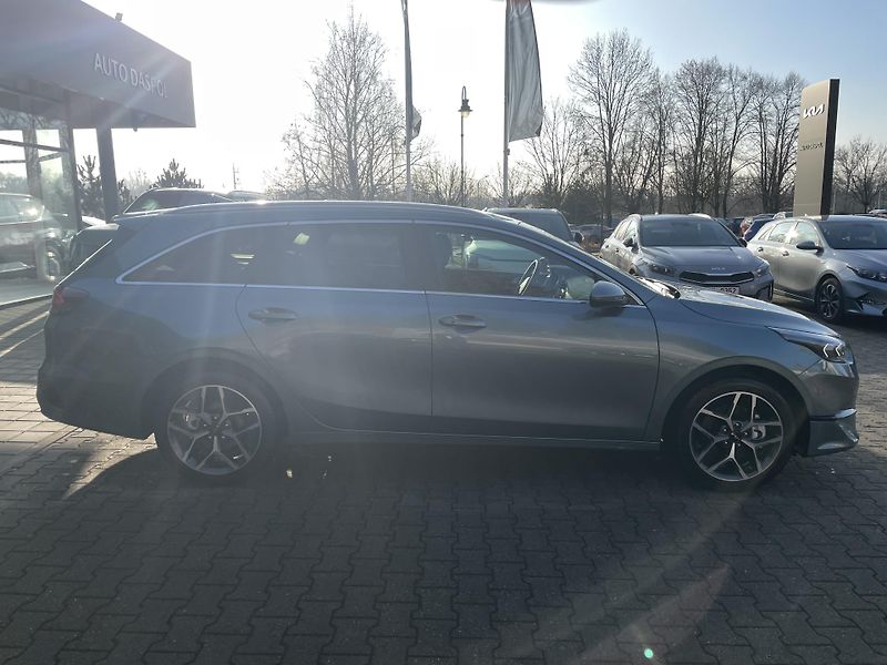 Kia Ceed SW (2025)  TOP+Business