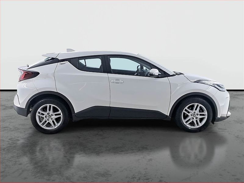 Toyota C-HR (2023) 1.8 Hybrid - fotka 6 z 18