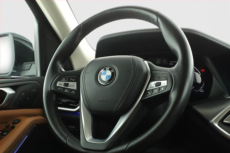 BMW X5 (2022) xDrive30d, ČR, DPH - fotka 14 z 22