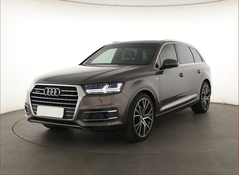Audi Q7 (2017) S-Line 3.0 TDI - fotka 2 z 20