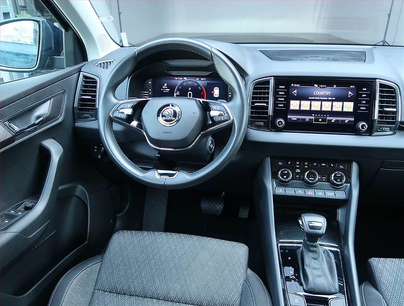 Škoda Karoq (2023) Style Plus 1.5 TSI - fotka 7 z 16