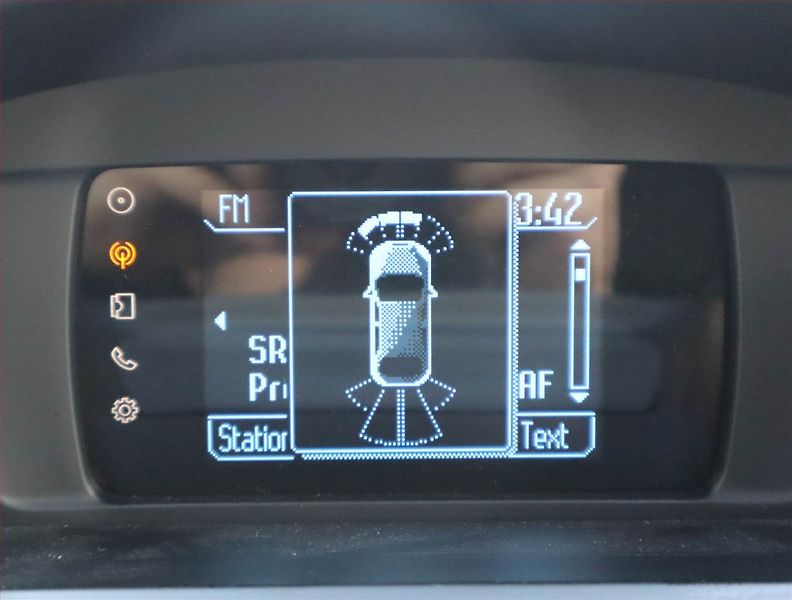 Ford Kuga (2013) Trend 1.6 EcoBoost, 4X4 - fotka 17 z 18