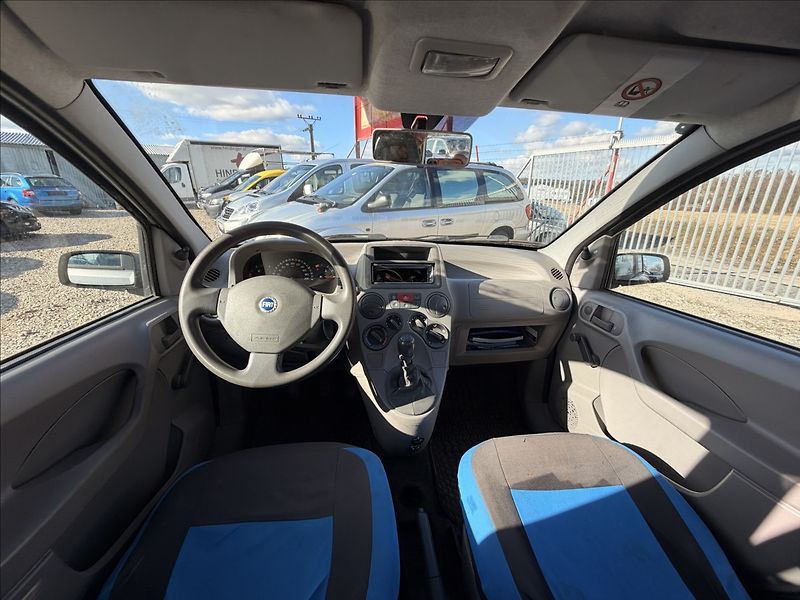 Fiat Panda 1,2 i 4X4 - fotka 13 z 18