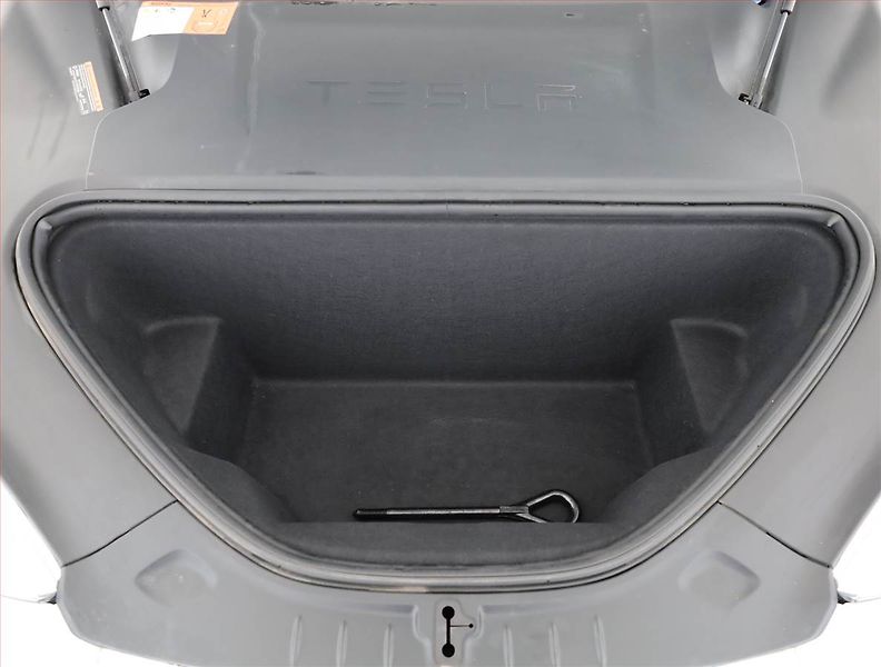 Tesla Model S (2017) P100D Ludicrous, SoH 93% - fotka 17 z 21