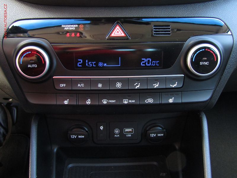 Hyundai Tucson (2018) 1.6T-GDi 4X4, Style, AT - fotka 15 z 23
