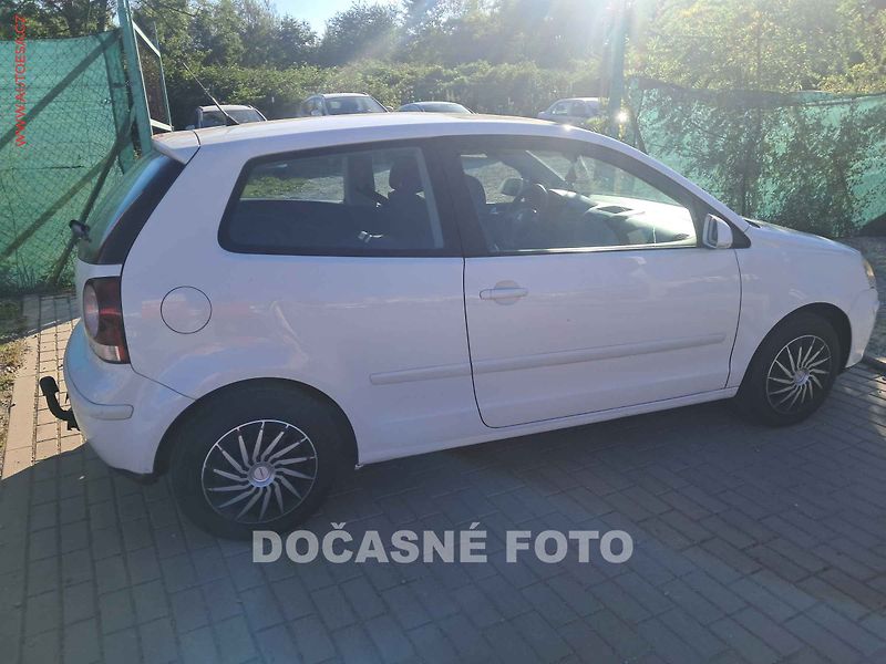 Volkswagen Polo (2007) 1.2i, servis.kniha - fotka 2 z 3