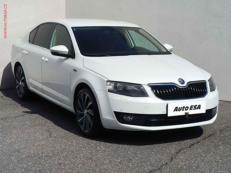 Škoda Octavia (2016) 2.0TDi 4x4, ČR, DSG - fotografie inzerátu