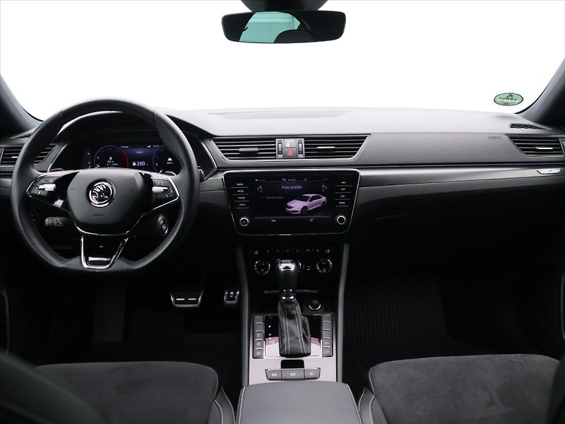 Škoda Superb 2,0 TDI 147kW DSG CZ Sportline - fotka 26 z 33
