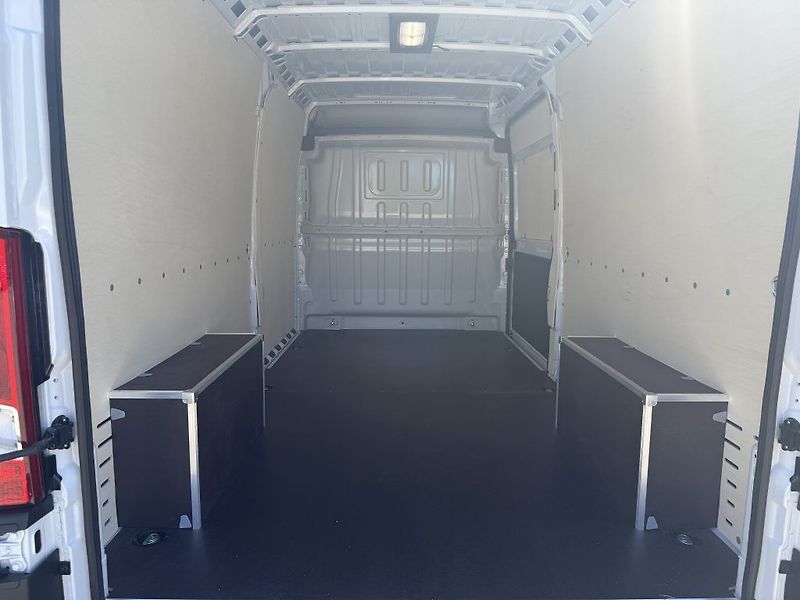 Toyota Proace Max L3H2 4D VAN 2.2 140 6MT Active - fotka 9 z 21
