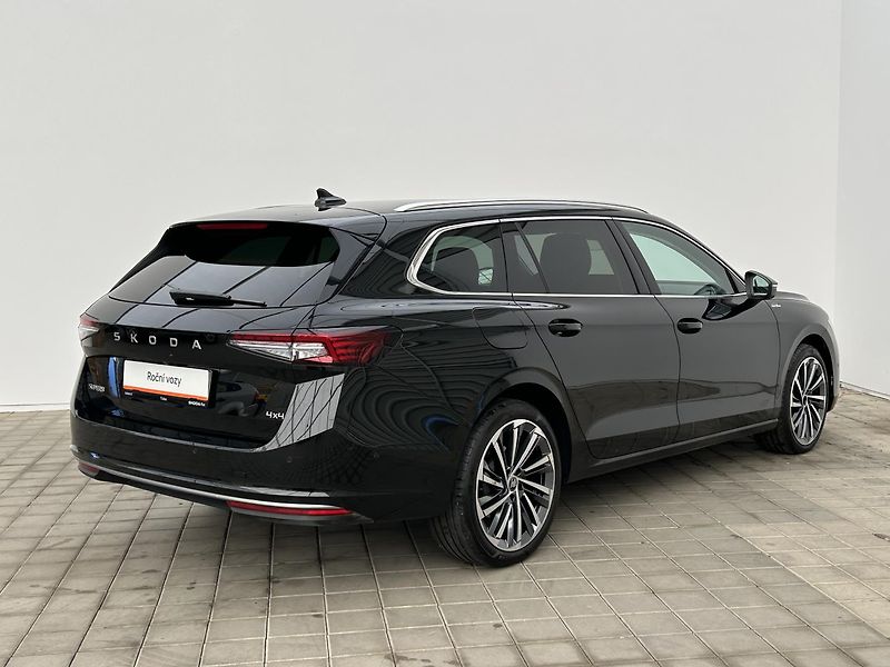 Škoda Superb 2.0 TDI 4x4 L & K - fotka 2 z 30