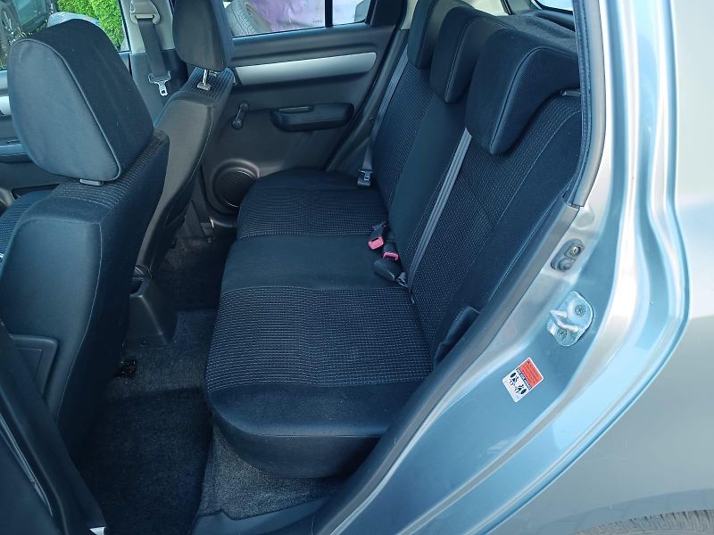 Suzuki Swift 1.3/68kw - fotka 11 z 21