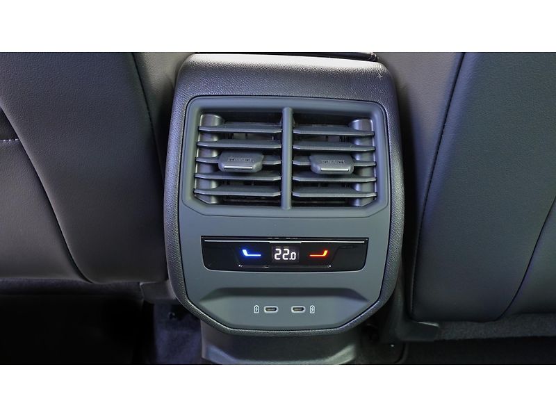 Cupra Leon (2026) Kombi - fotka 16 z 18
